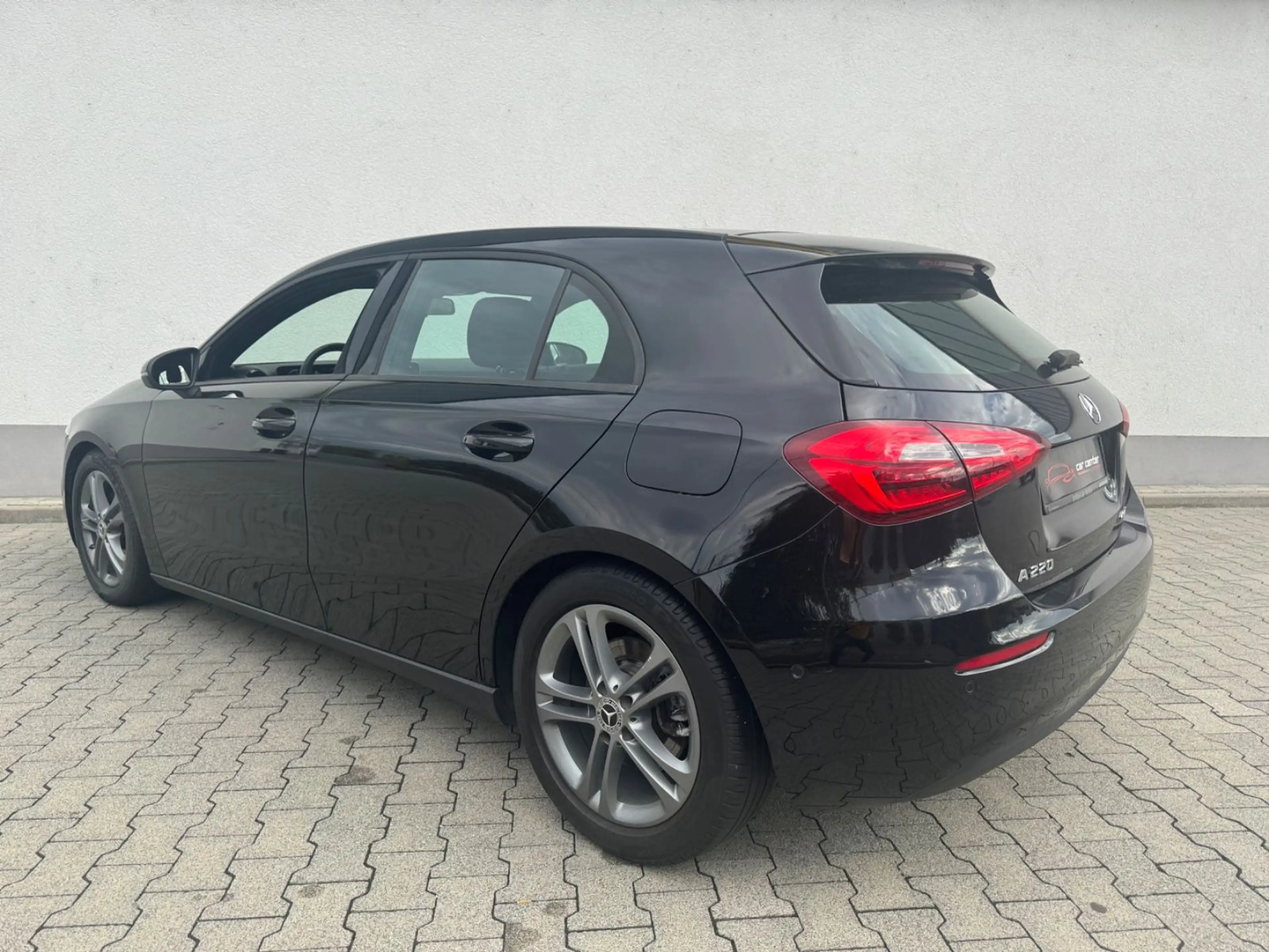 Mercedes-Benz A 220 4Matic (WIDESCREEN NAVI/AUT.) — photo 3