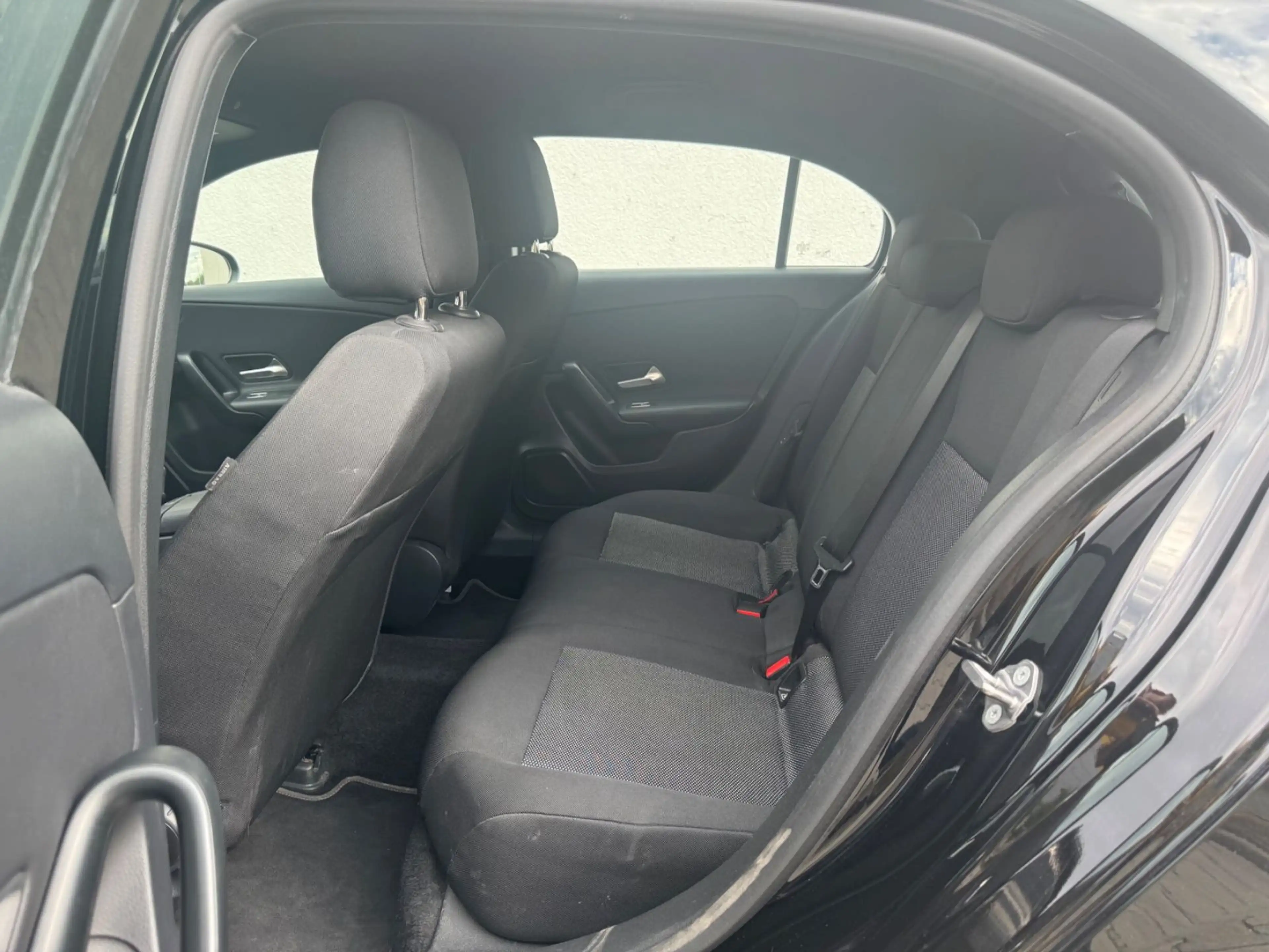 Mercedes-Benz A 220 4Matic (WIDESCREEN NAVI/AUT.) — photo 7