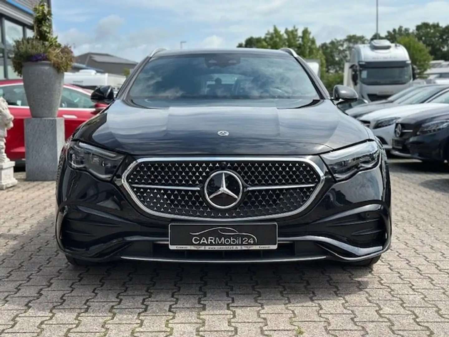 Mercedes-Benz E 450 T 4Matic 9G-TRONIC AMG Line Premium Plus*Air*360* Schwarz - 2