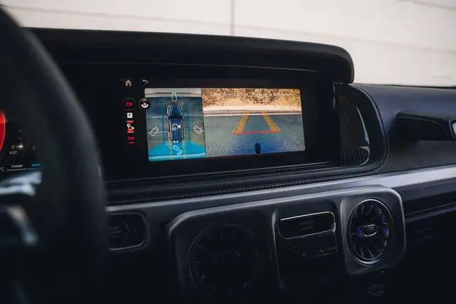 Mercedes-Benz G-Class view 15