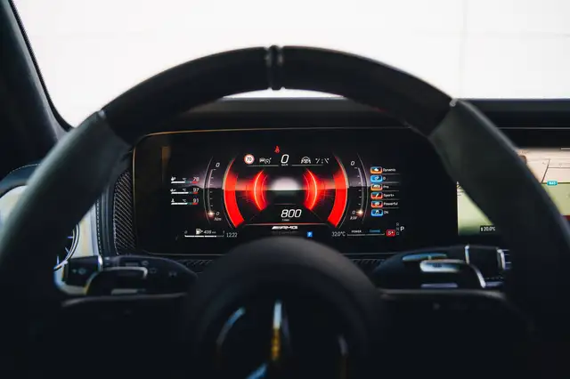 Mercedes-Benz G-Class view 11