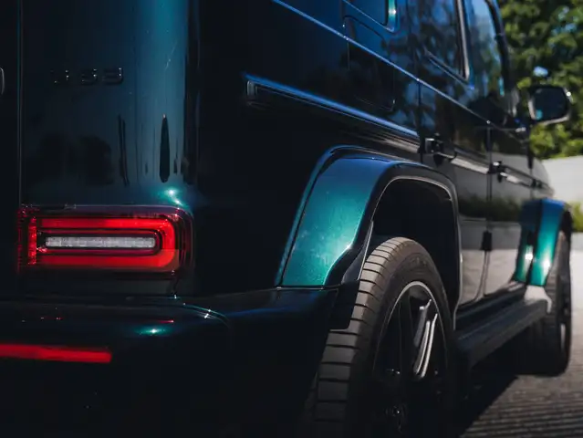 Mercedes-Benz G-Class view 6