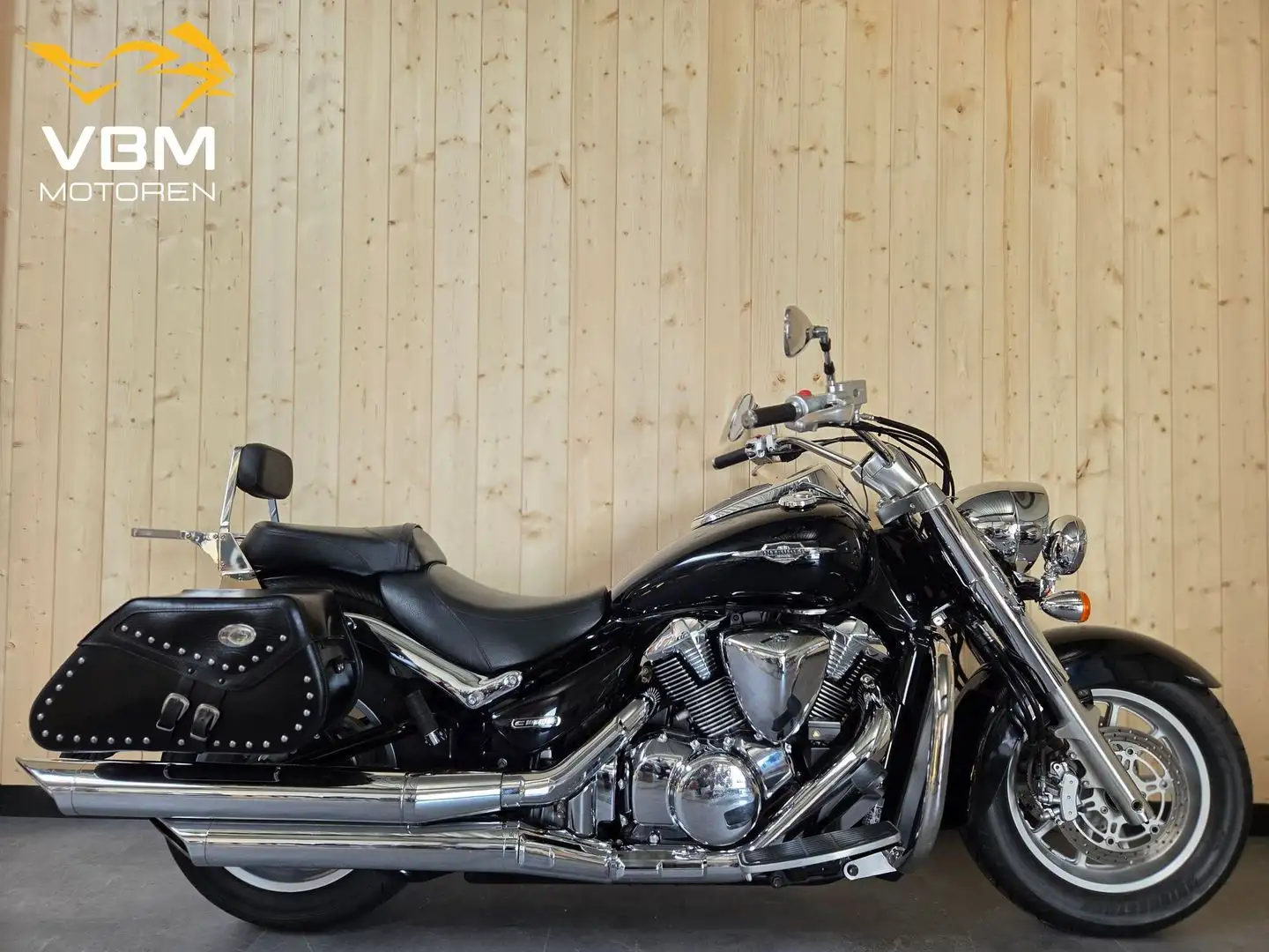 Suzuki Intruder C 1800 R/LC Zwart - 1