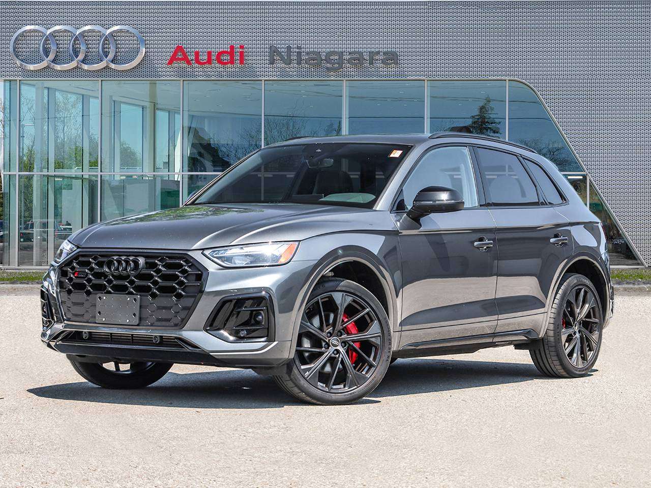 2025 Audi SQ5 Gloss Black Competition Package | Red Calipers