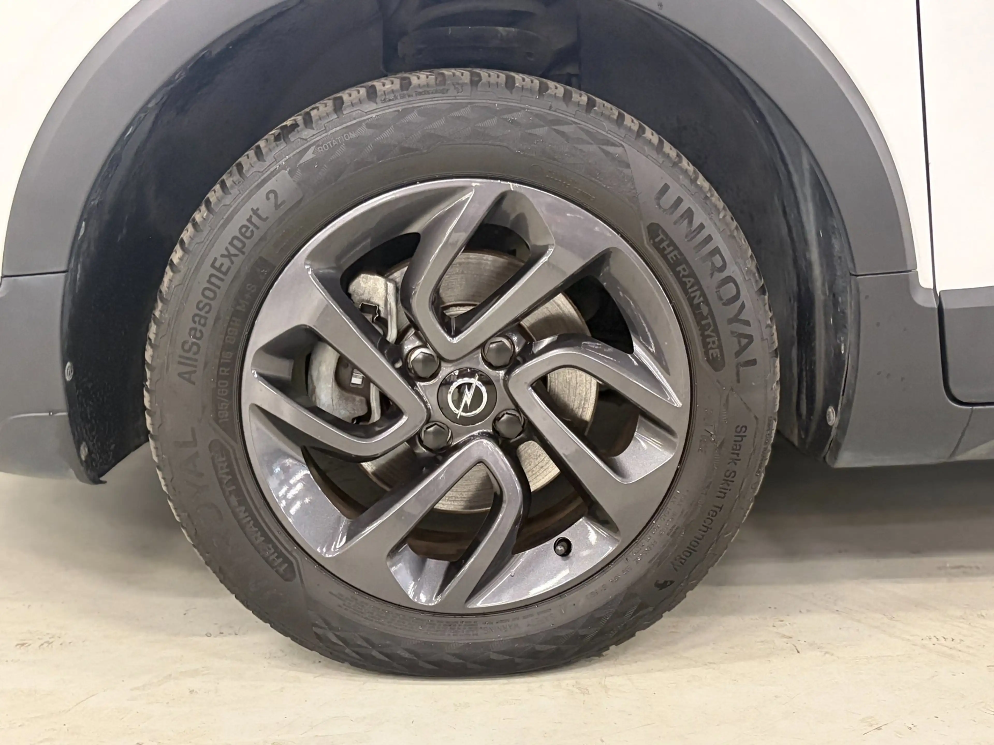 Opel Crossland X 1.2 Turbo 120 Jaar Edition Automaat 130pk Airco / — photo 7