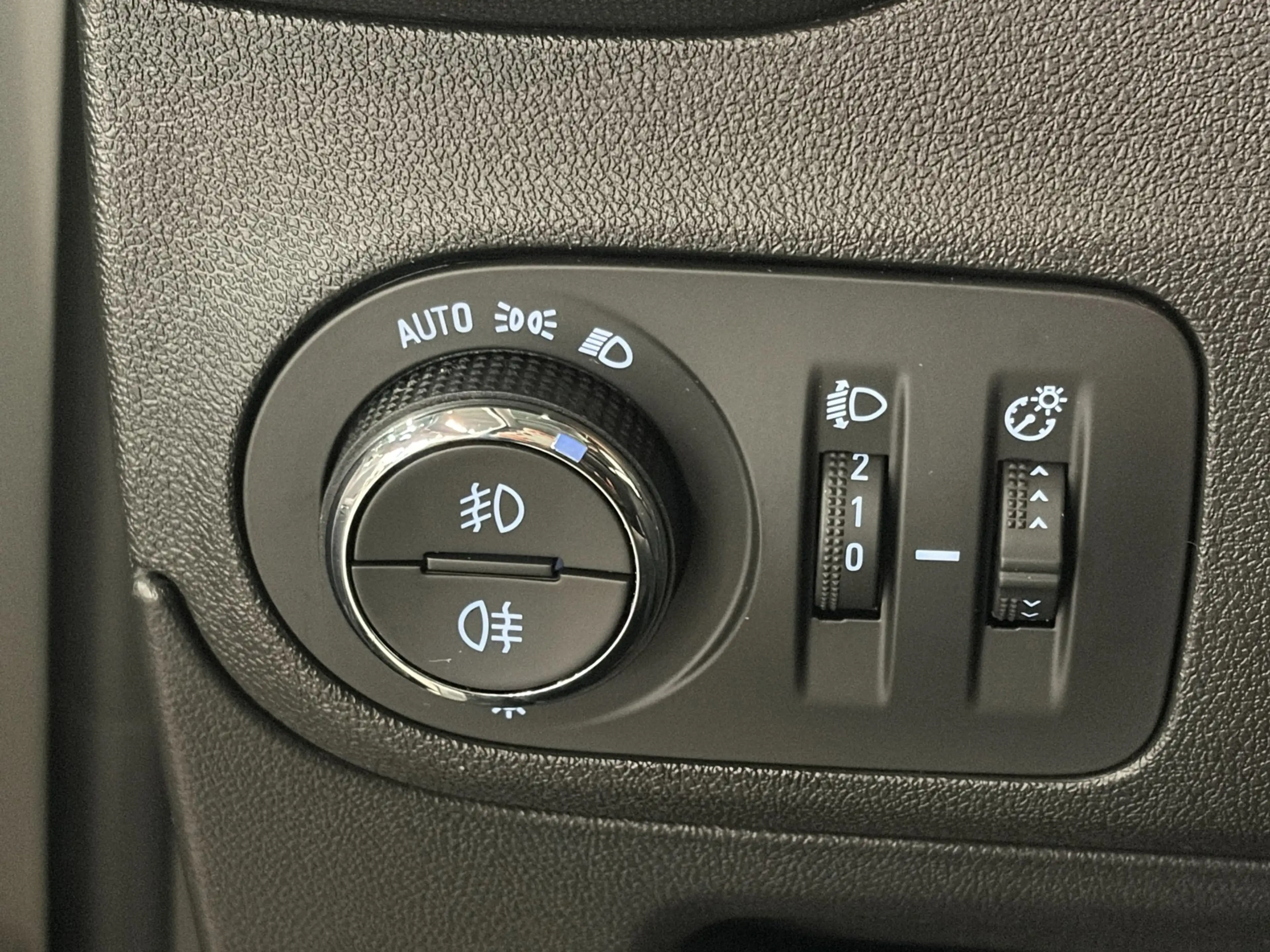 Opel Crossland X 1.2 Turbo 120 Jaar Edition Automaat 130pk Airco / — photo 18