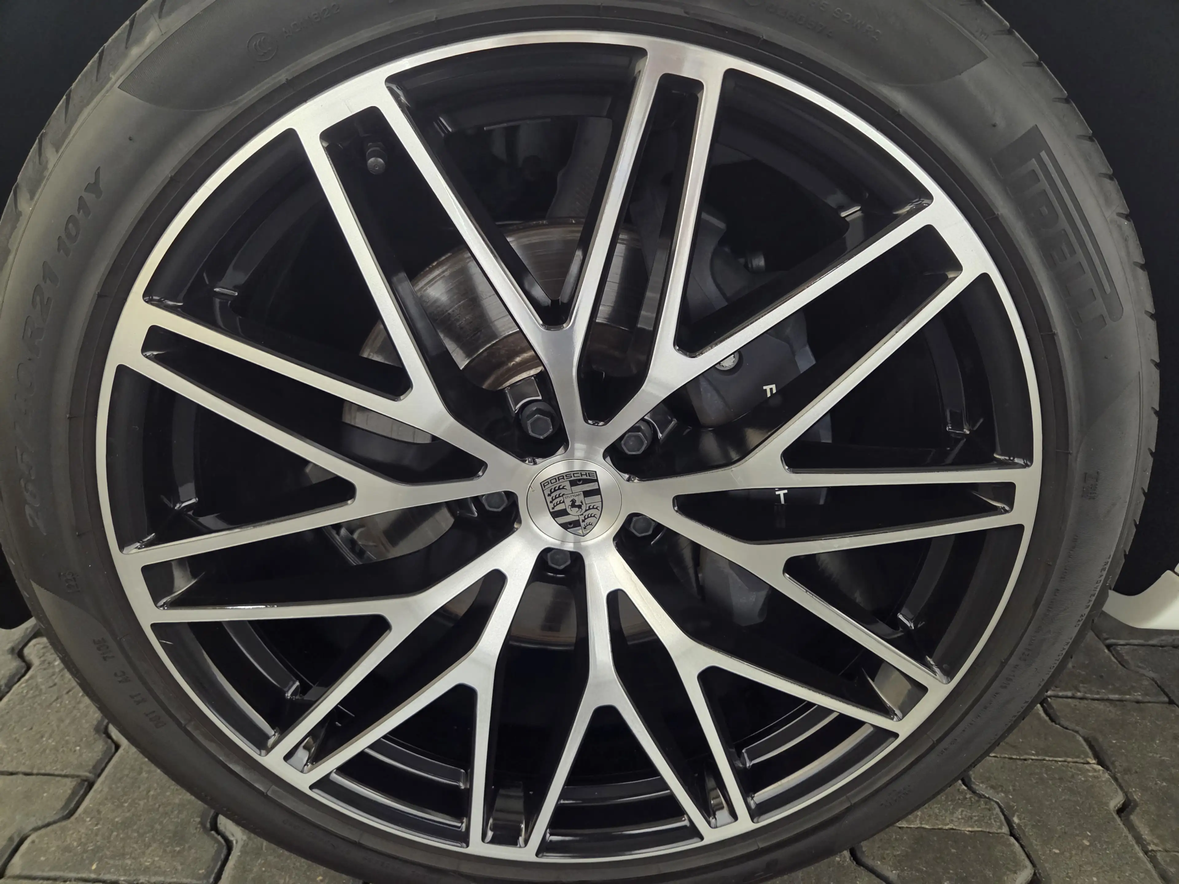 Porsche Macan T PDK, Kamera, Panorama, 21 Zoll, ACC, DAB — photo 9