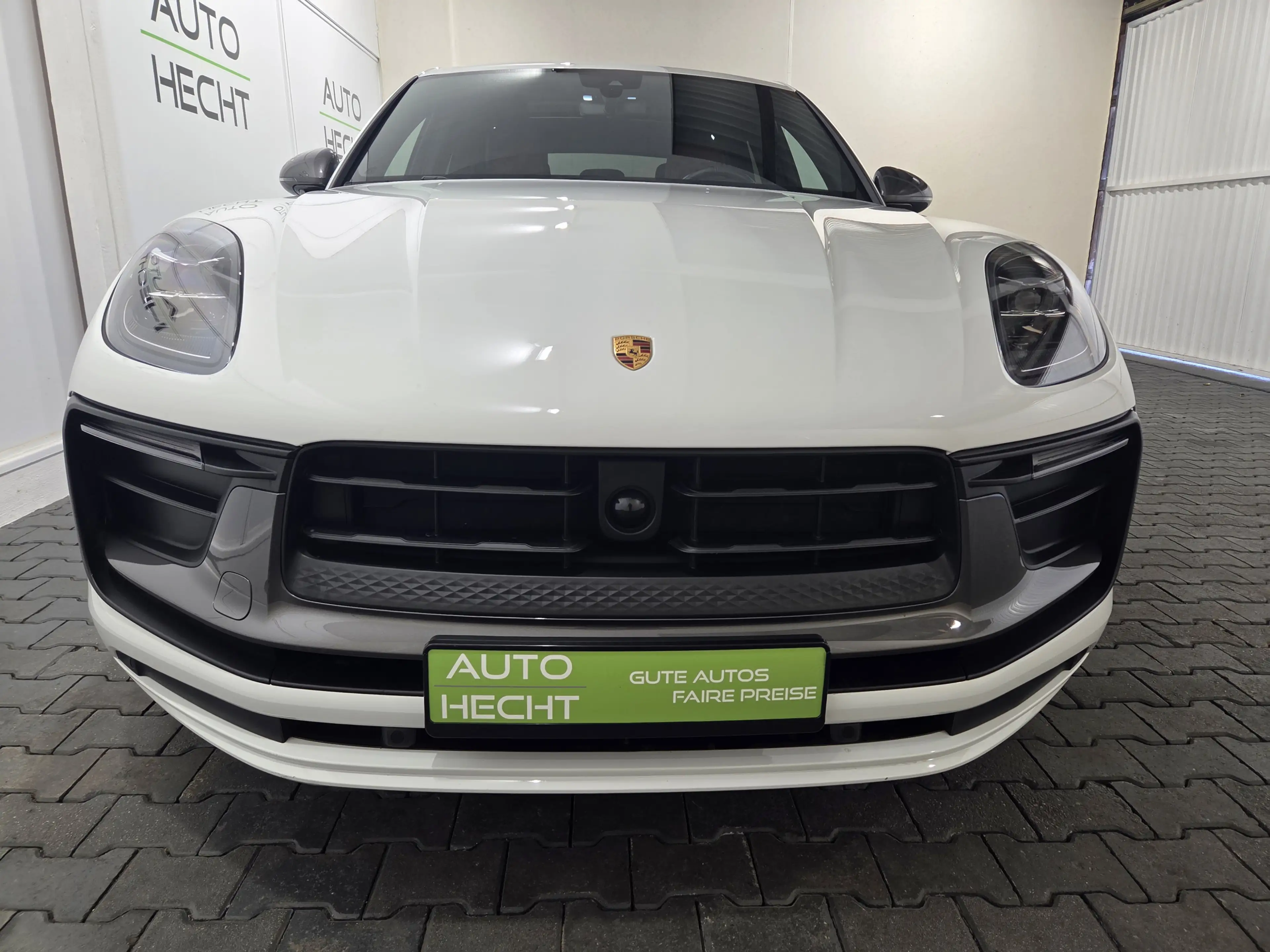 Porsche Macan T PDK, Kamera, Panorama, 21 Zoll, ACC, DAB — photo 5