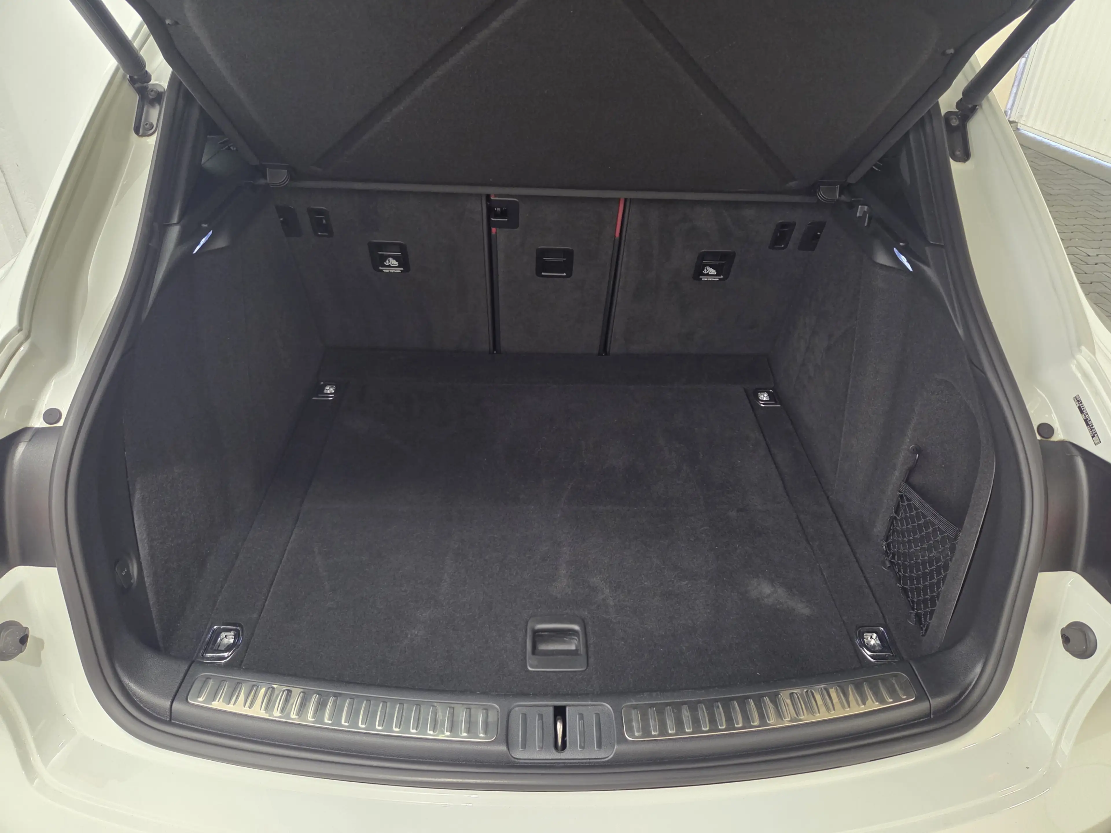 Porsche Macan T PDK, Kamera, Panorama, 21 Zoll, ACC, DAB — photo 12