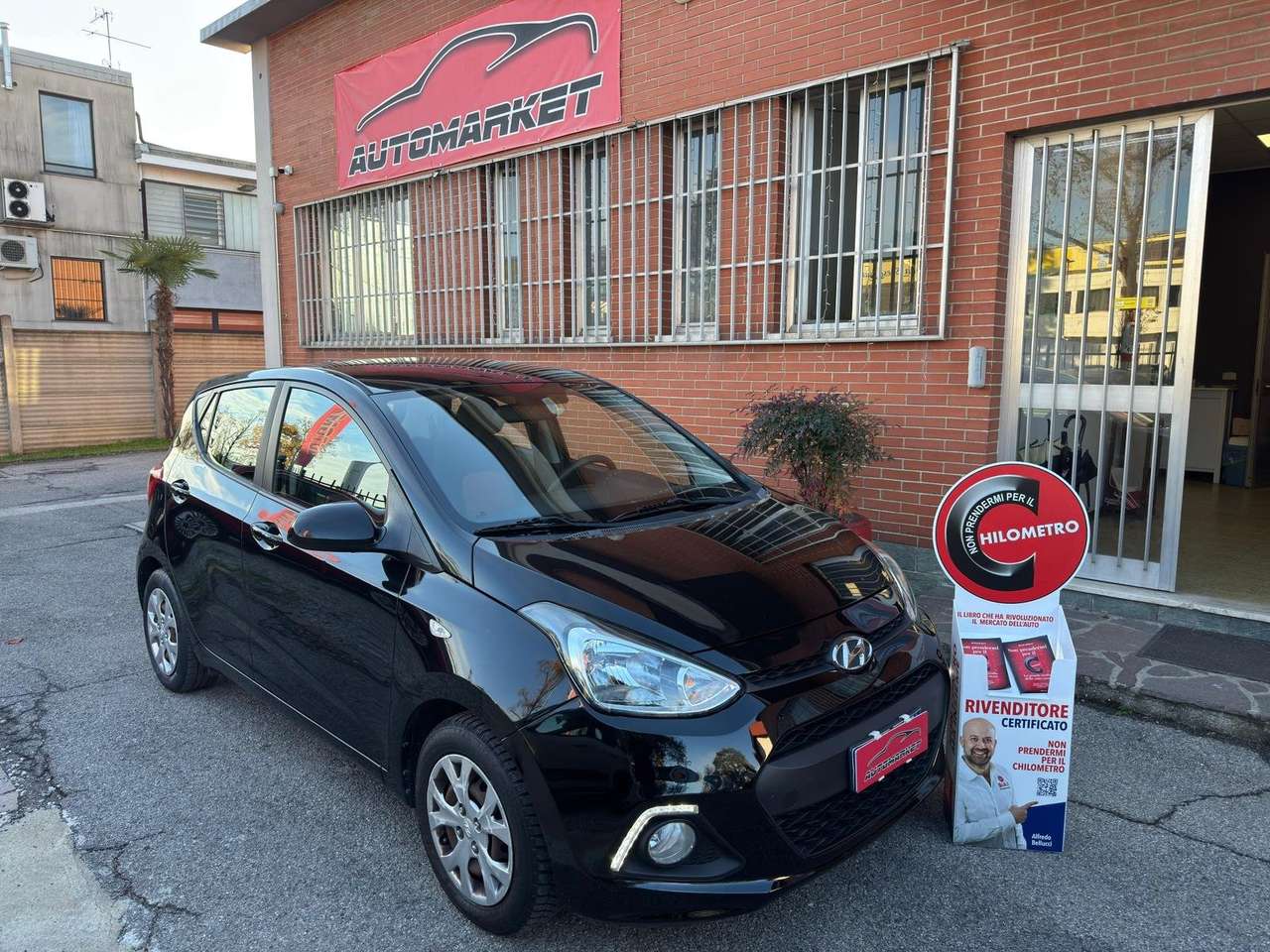 Hyundai i10 1.0 67cv Sound Edition auto E6