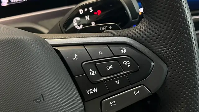 Volkswagen Passat Variant TDI 4Motion R-Line Head-up Memory Sitzbelüftung Ansicht 34