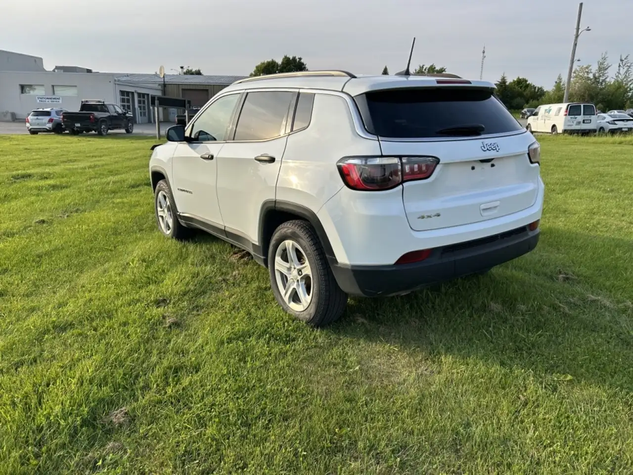 Jeep Compass снимка Jeep Compass