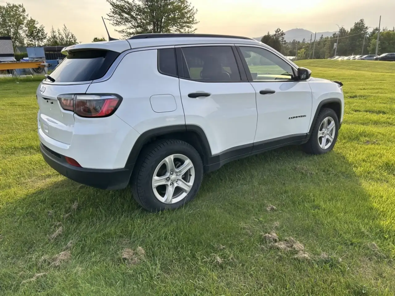 Jeep Compass снимка Jeep Compass