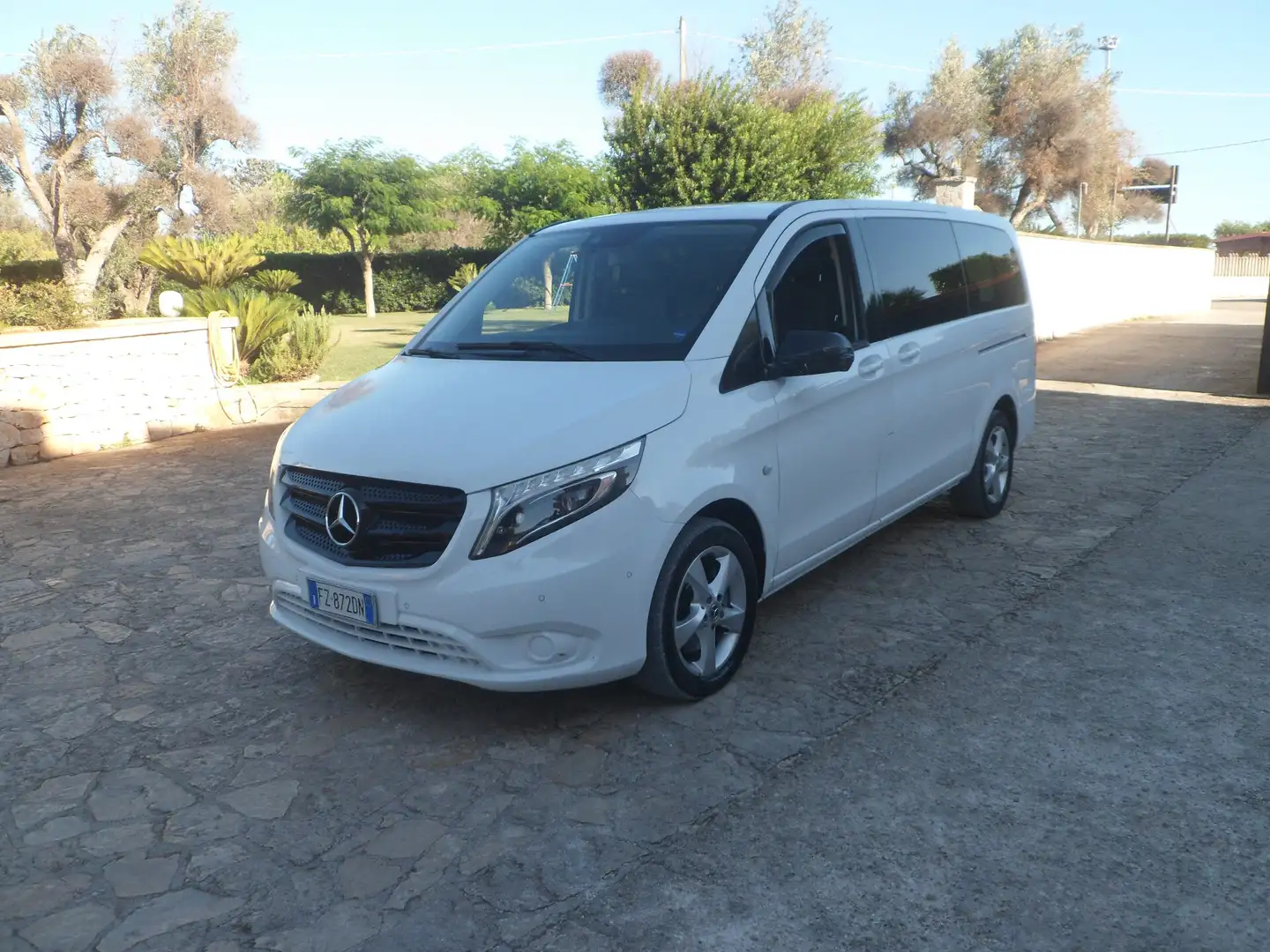 Mercedes-Benz Vito Vito 2.0 119 CDI PC-SL Tourer Pro Long Bianco - 1