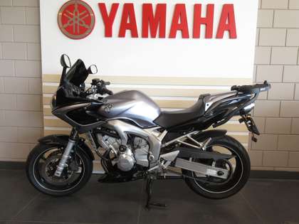 Yamaha FZ 6 -S FAZER