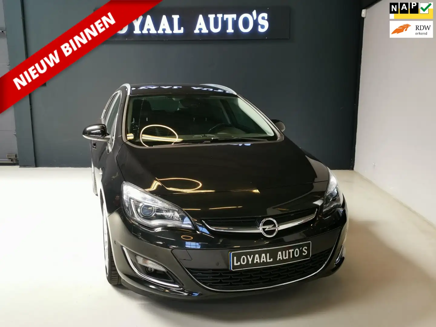 Opel Astra Sports Tourer 1.4 Turbo Sport + | NAVI | AIRCO | C Zwart - 1