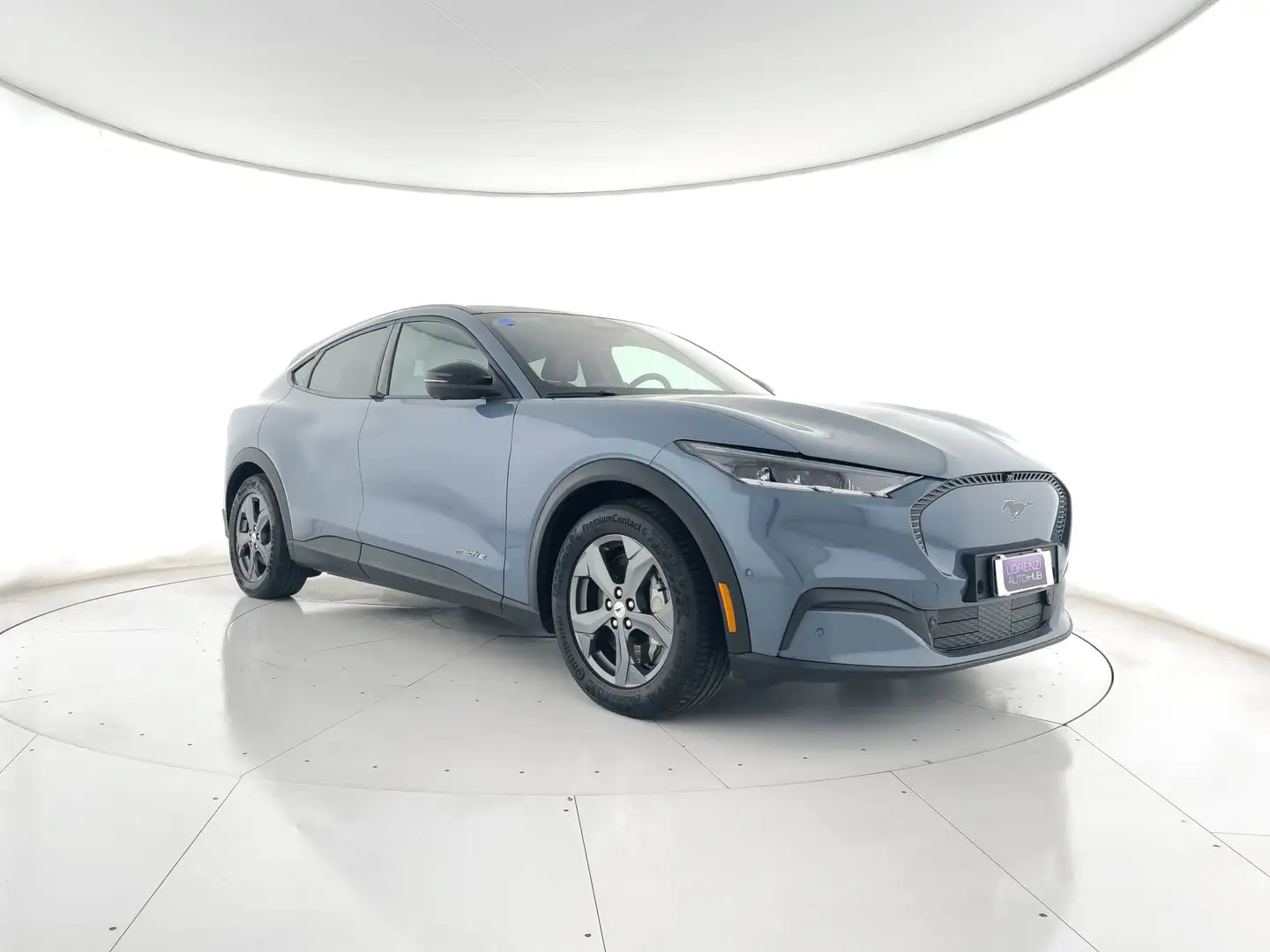 Ford Mustang Mach-E standard range rwd 269cv auto Blau - 1