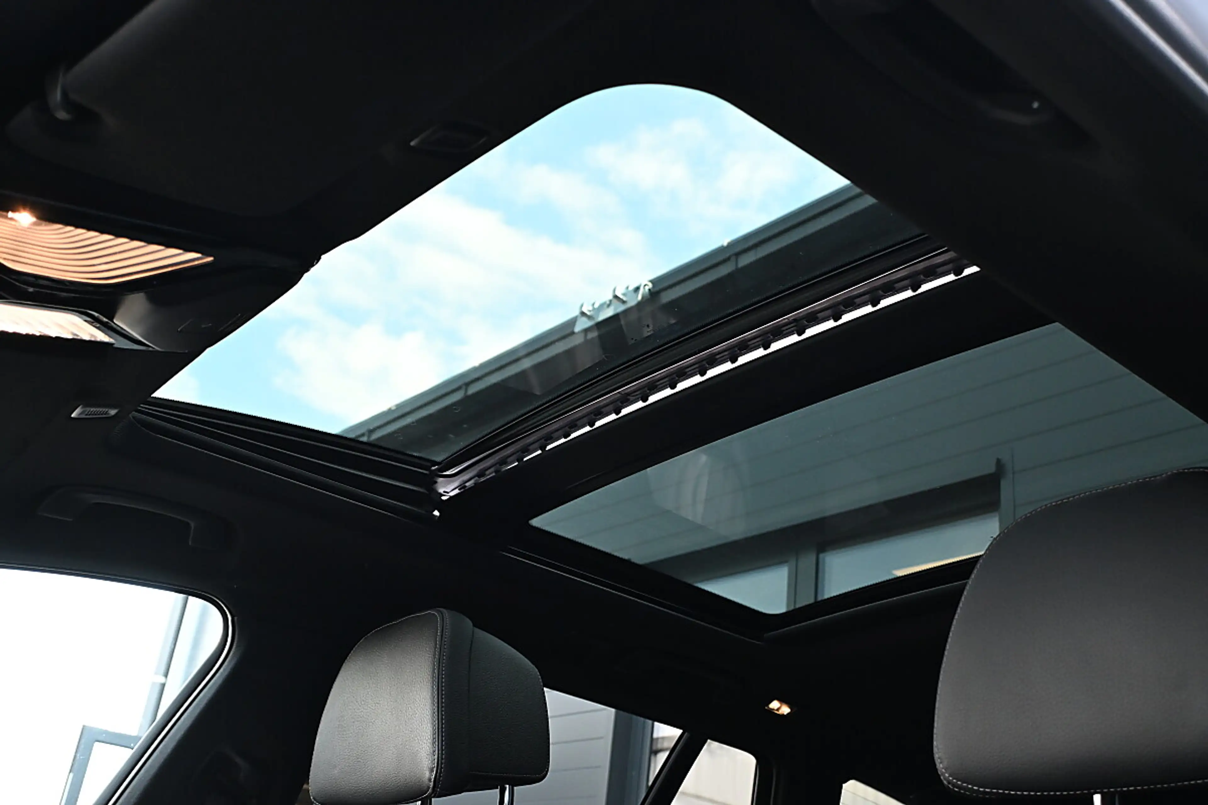 BMW 520 d xDrive Touring Aut. M Sport DrivingAssistent,... — photo 11