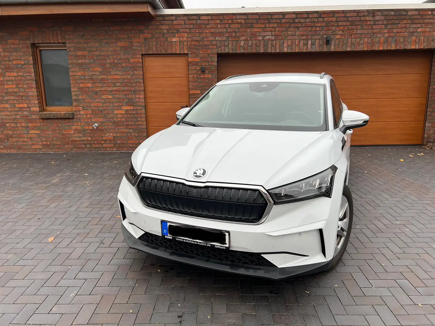 Skoda Enyaq 60 Weiß - 2