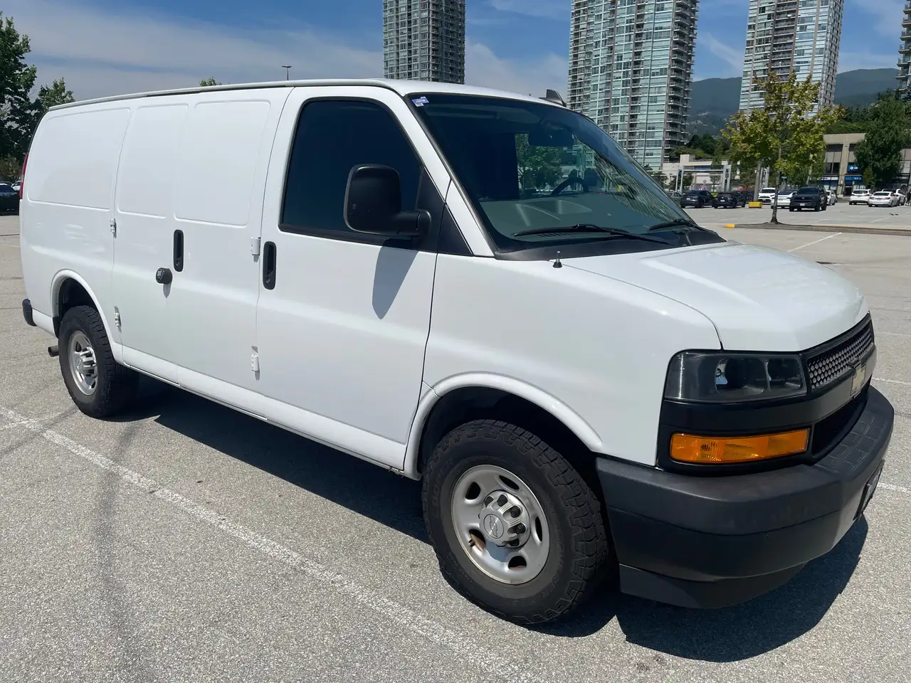 Chevrolet Express 2500 снимка Chevrolet Express 2500