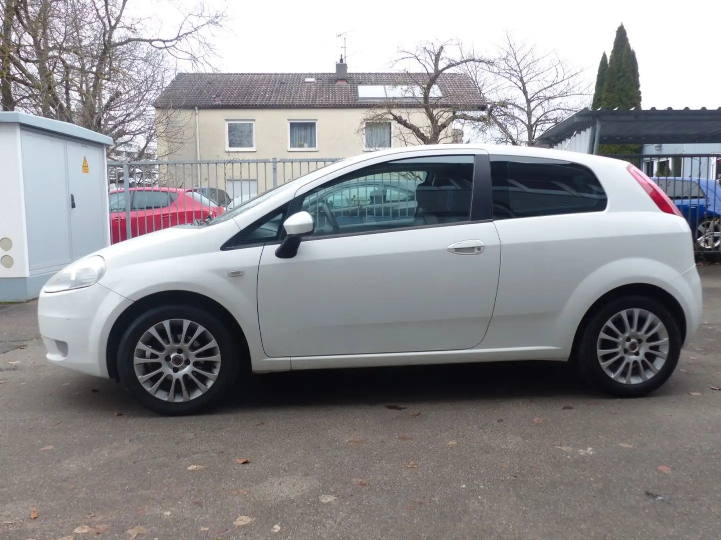 Fiat Grande Punto 1.4 8V Start Motor Getriebe TOP - Weiß - 2