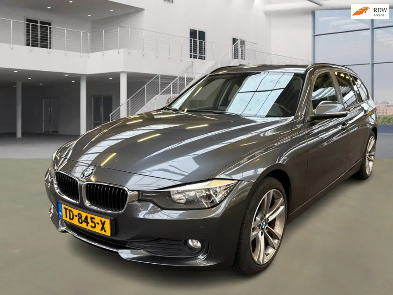 BMW 318