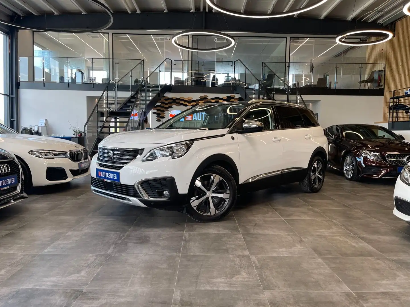 Peugeot 5008 Crossway *1.HAND*19%MWST*7.SITZER*ALCANTARA Blanco - 1