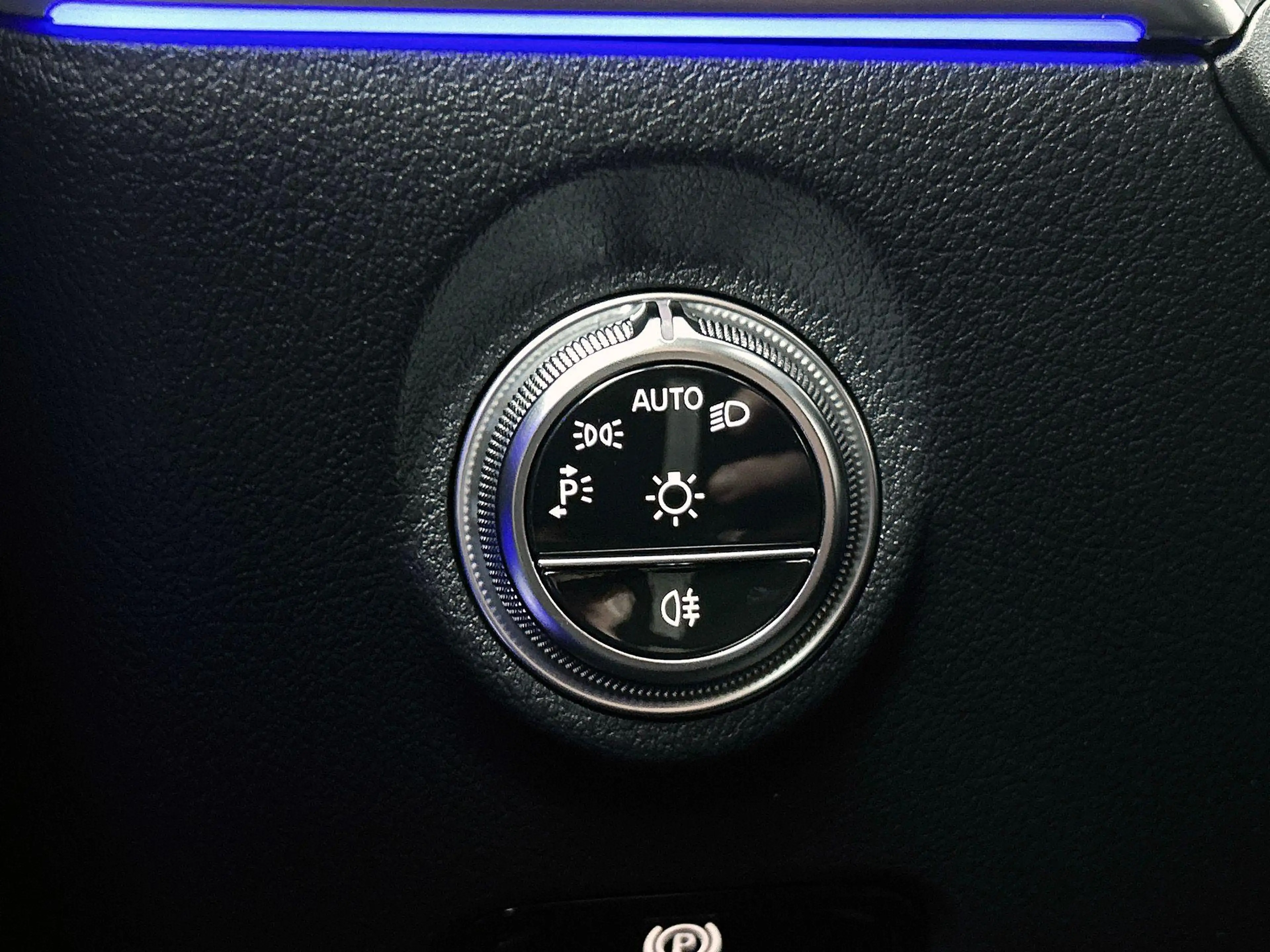 Mercedes-Benz C 180 Berline AMG Line | Dodehoekassistent | Memory Zete — photo 12