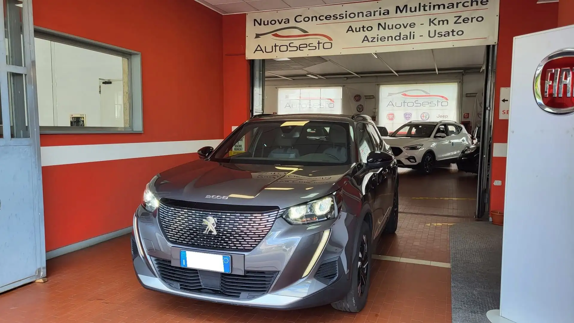 Peugeot 2008 PureTech 100 S&S Allure Grigio - 1