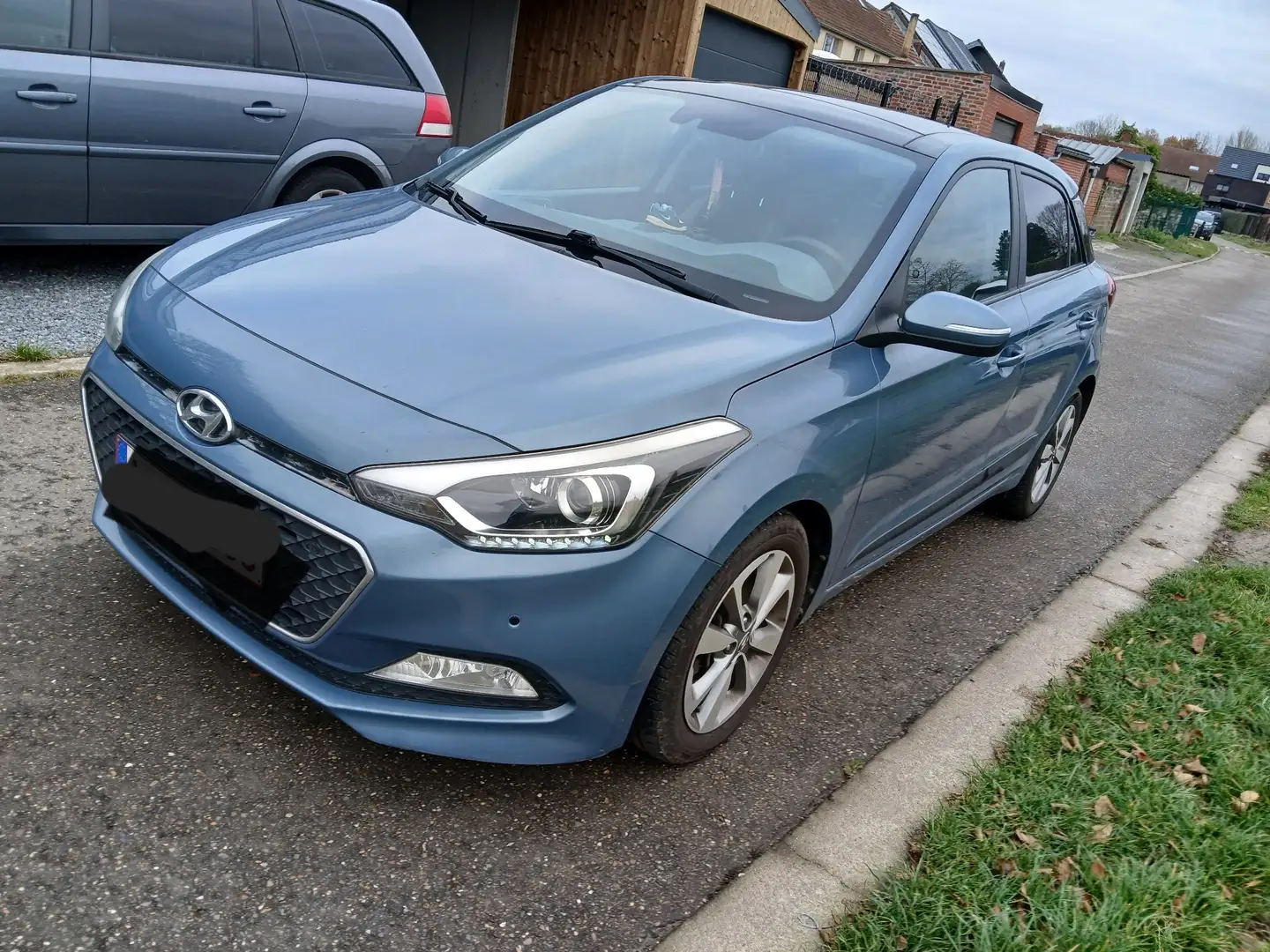 Hyundai i20 i20 blue 1.1 CRDi Trend Bleu - 1