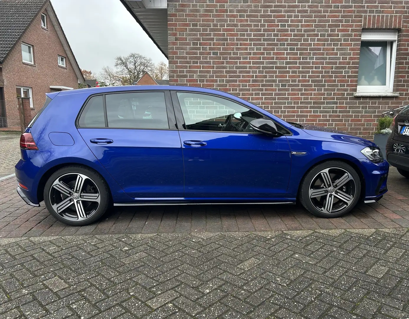 Volkswagen Golf R R BMT/Start-Stopp 4Motion Blau - 1