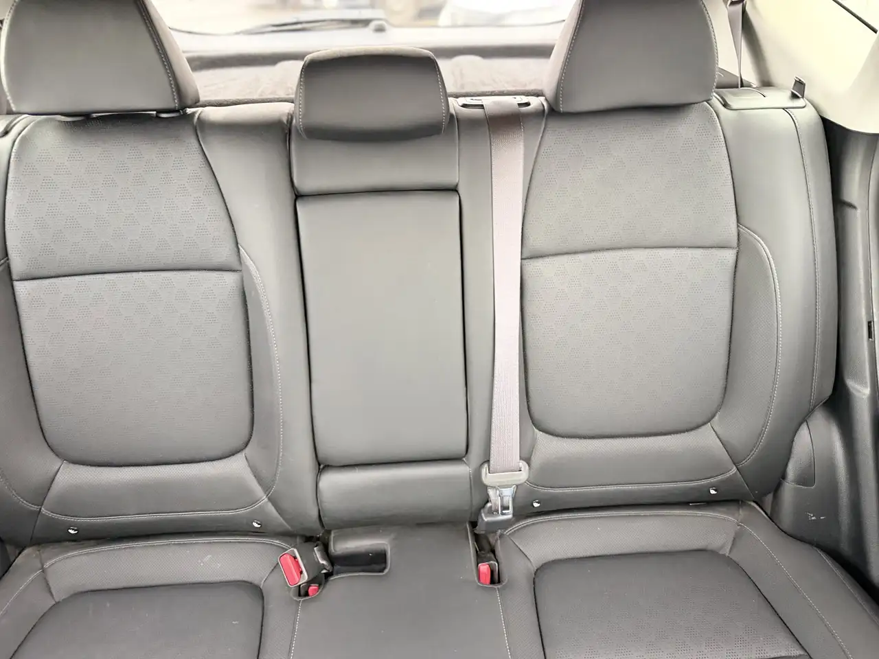Kia Seltos снимка Kia Seltos