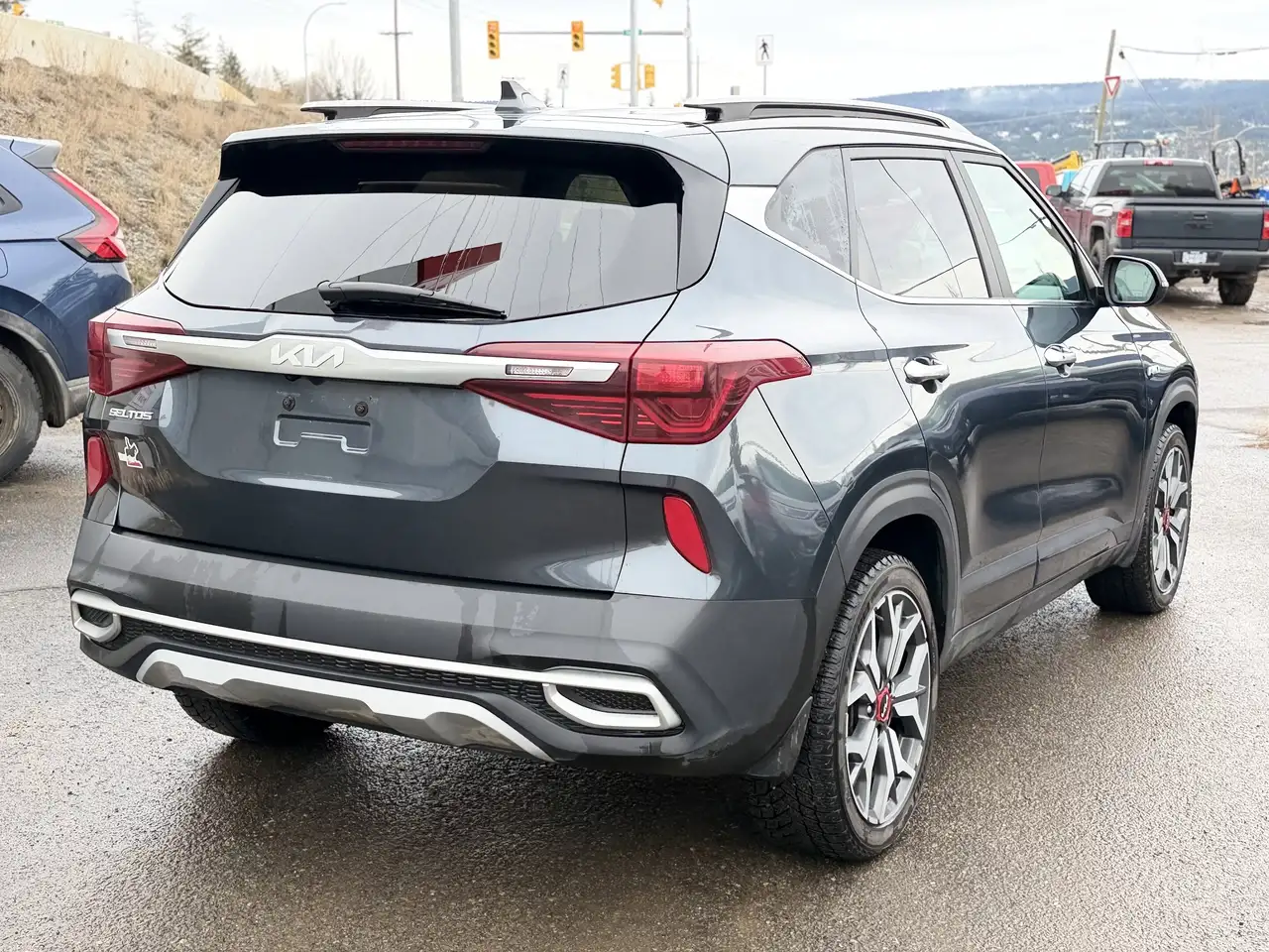 Kia Seltos снимка Kia Seltos