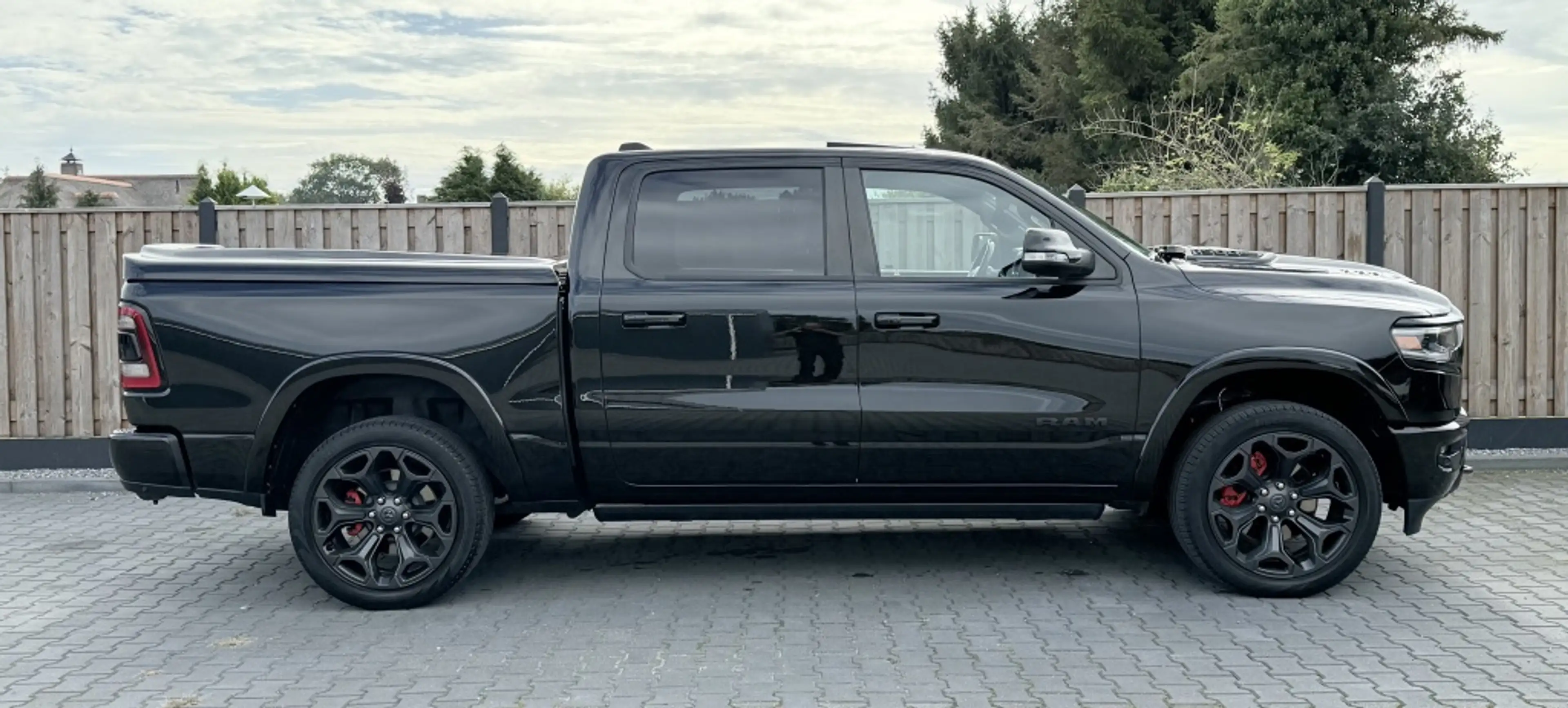 Dodge RAM 1500 5.7 HEMI V8 4x4 CC LIMITED PANO LPG WEINIG KM — photo 9