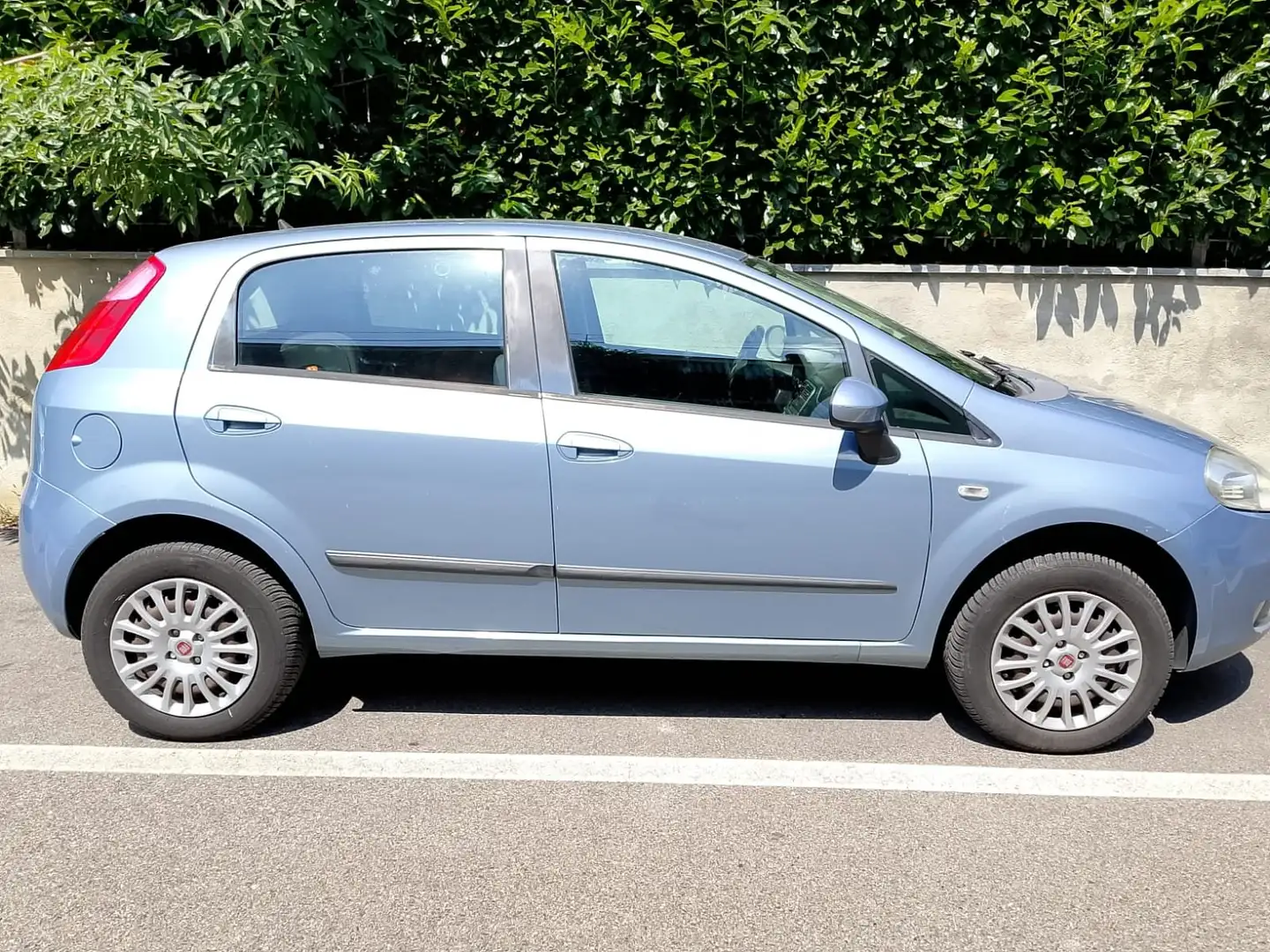 Fiat Grande Punto Grande Punto 5p 1.4 natural power Dynamic 77cv Blau - 2