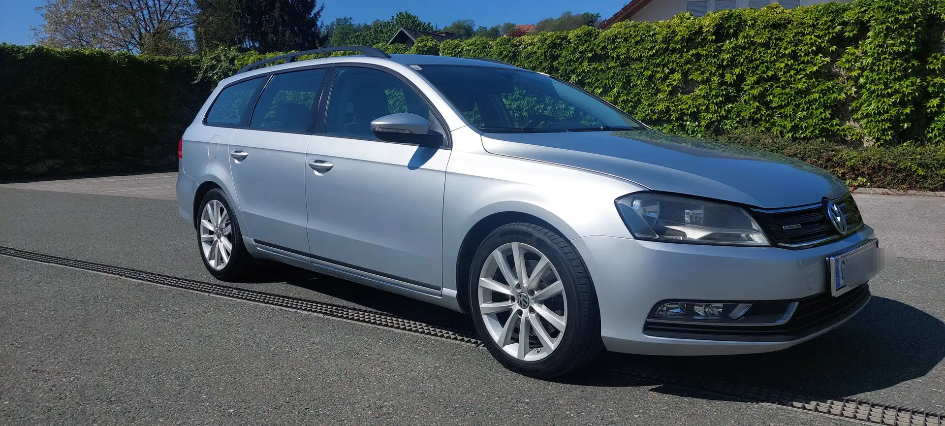 Volkswagen Passat Variant Passat Variant Trendline BlueMotion 1,6 TDI Silber - 1