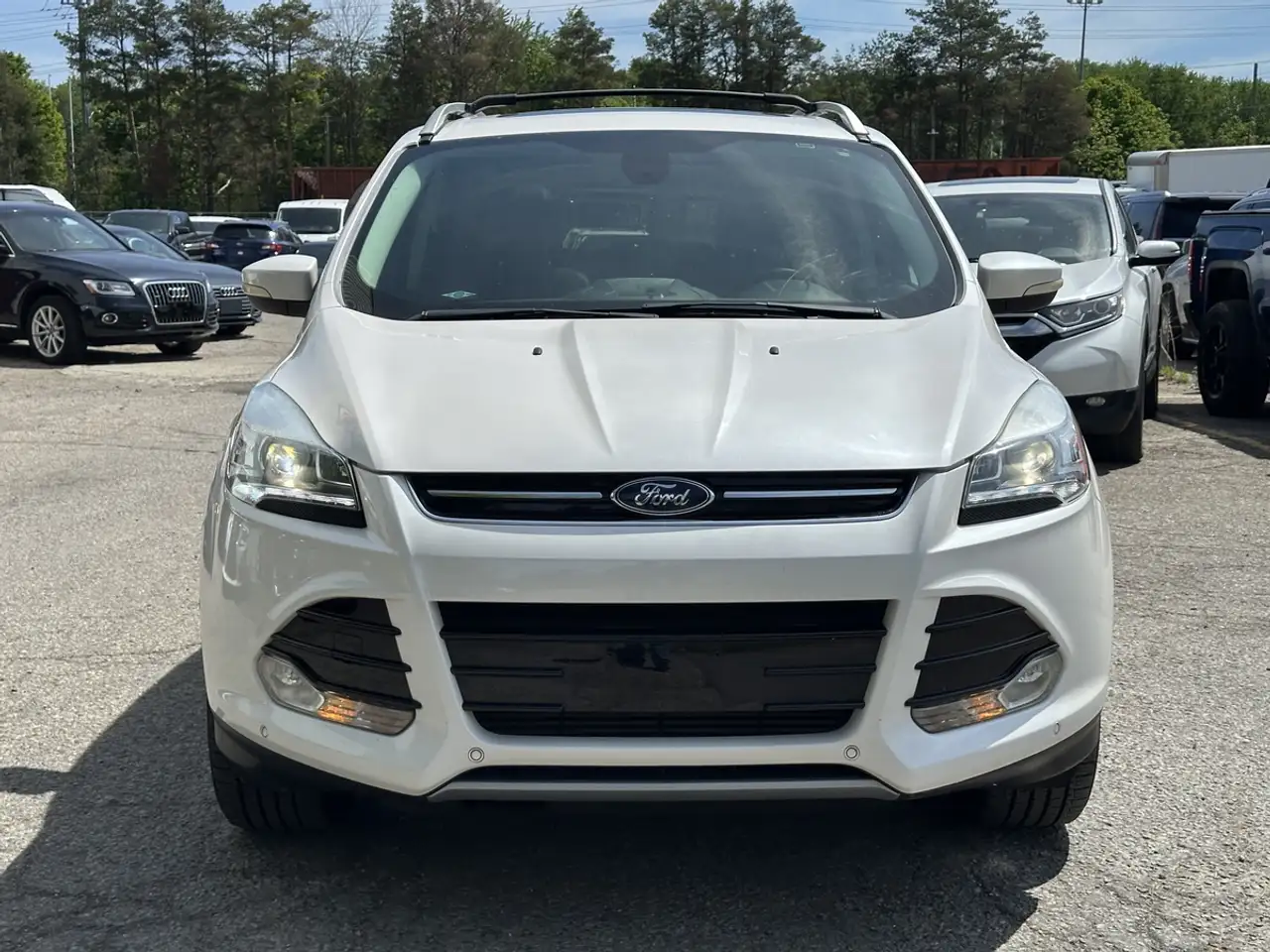 Ford Escape снимка Ford Escape