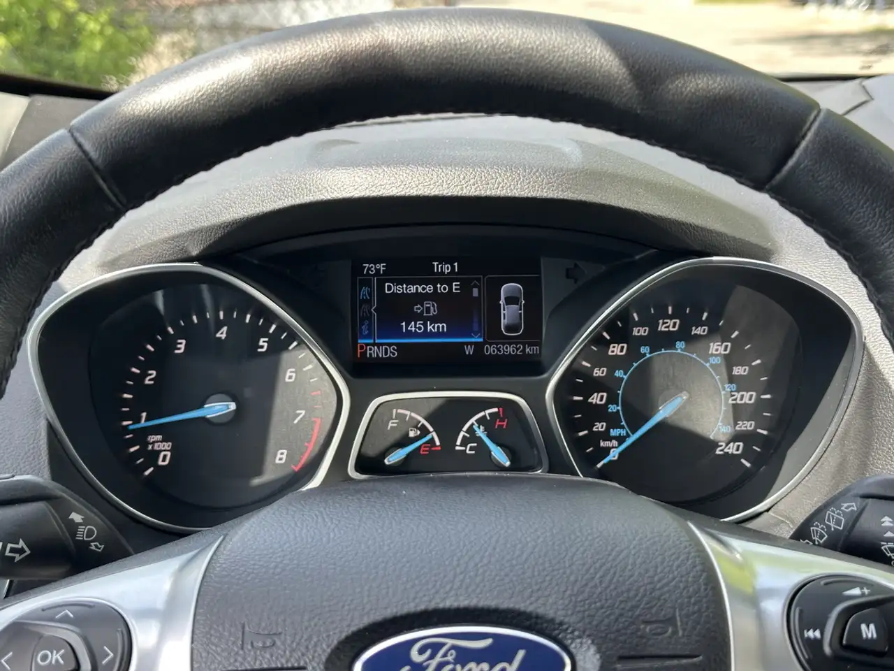 Ford Escape снимка Ford Escape