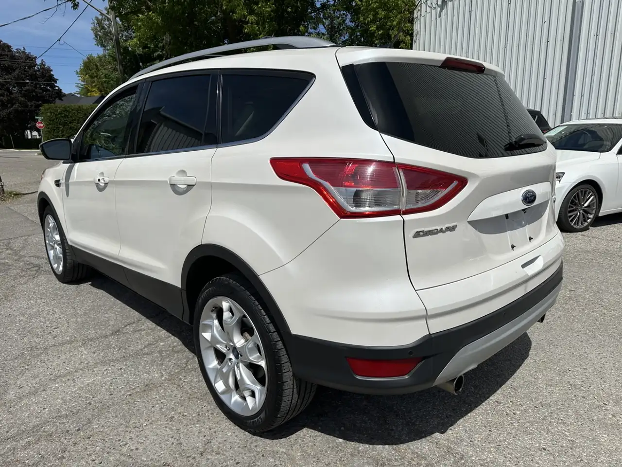 Ford Escape снимка Ford Escape