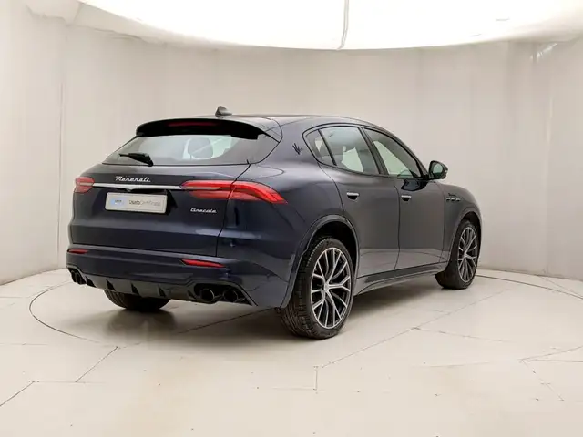 Maserati Grecale view 4