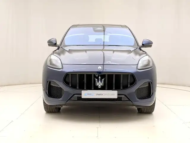 Maserati Grecale view 2