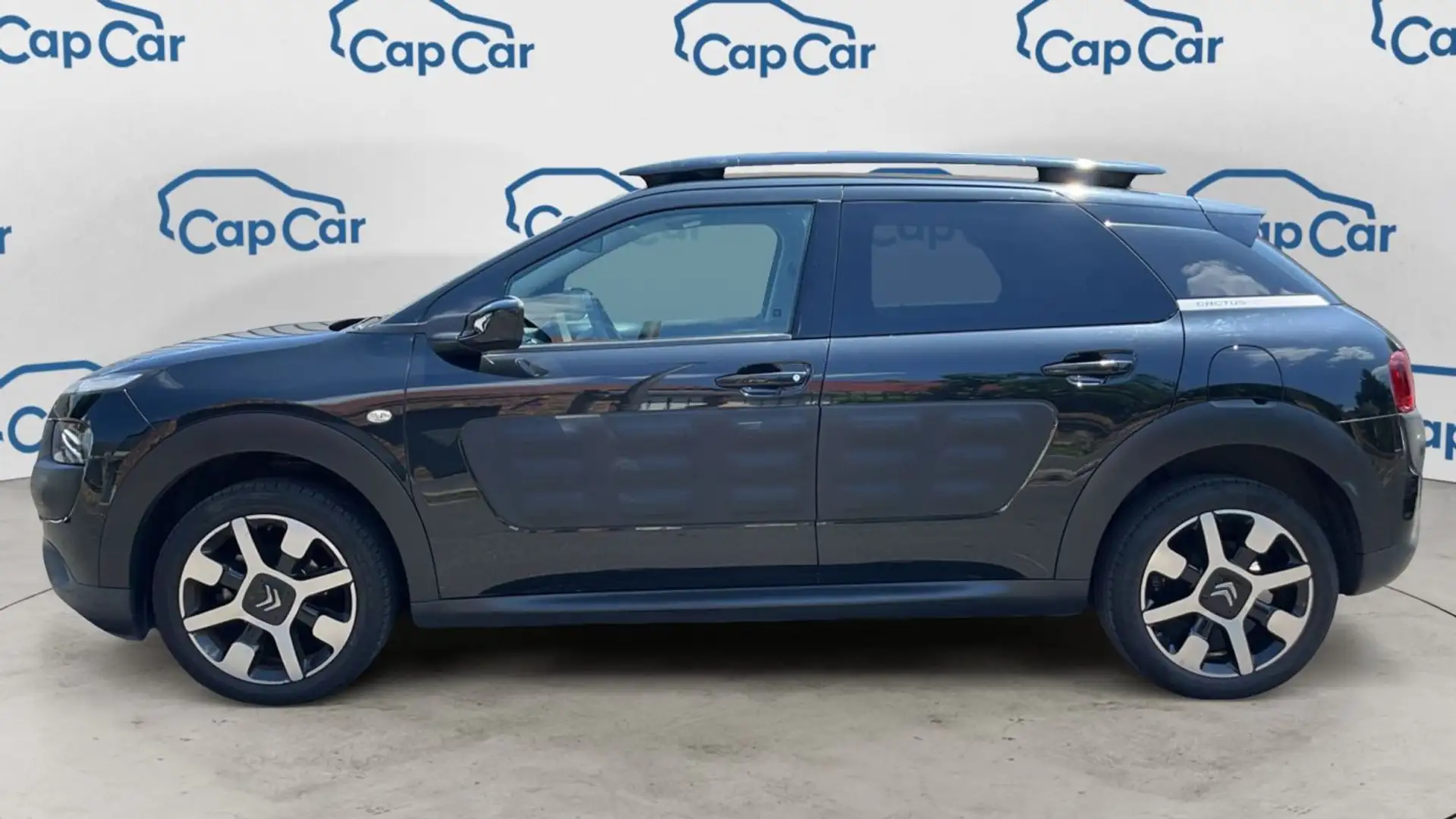 Citroen C4 Cactus 1.2 PureTech 82 Shine Noir - 2