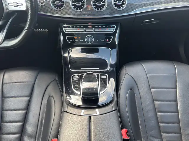 Mercedes-Benz CLS view 14