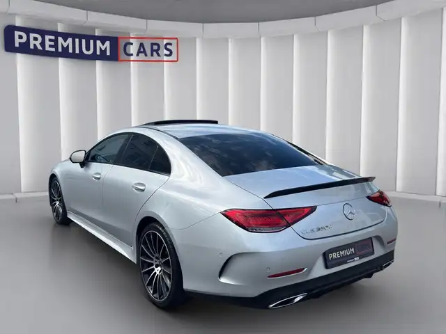 Mercedes-Benz CLS view 3