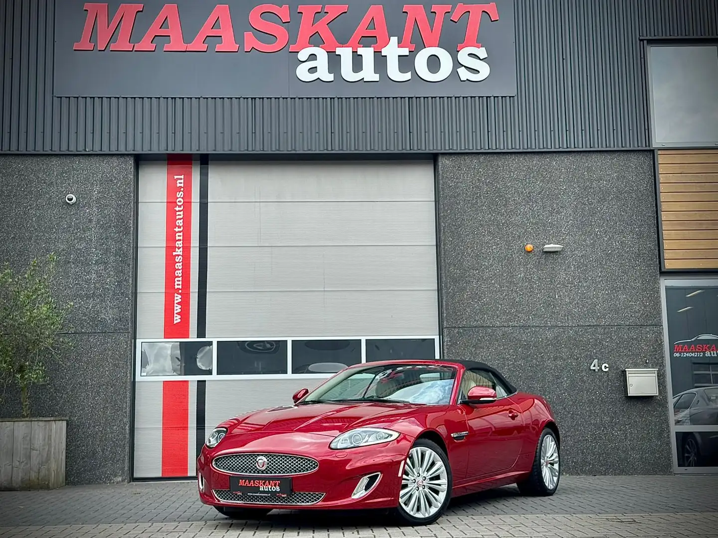 Jaguar XK 5.0 Convertible / Portfolio / Bowers&Wilkins / Ita Rood - 2