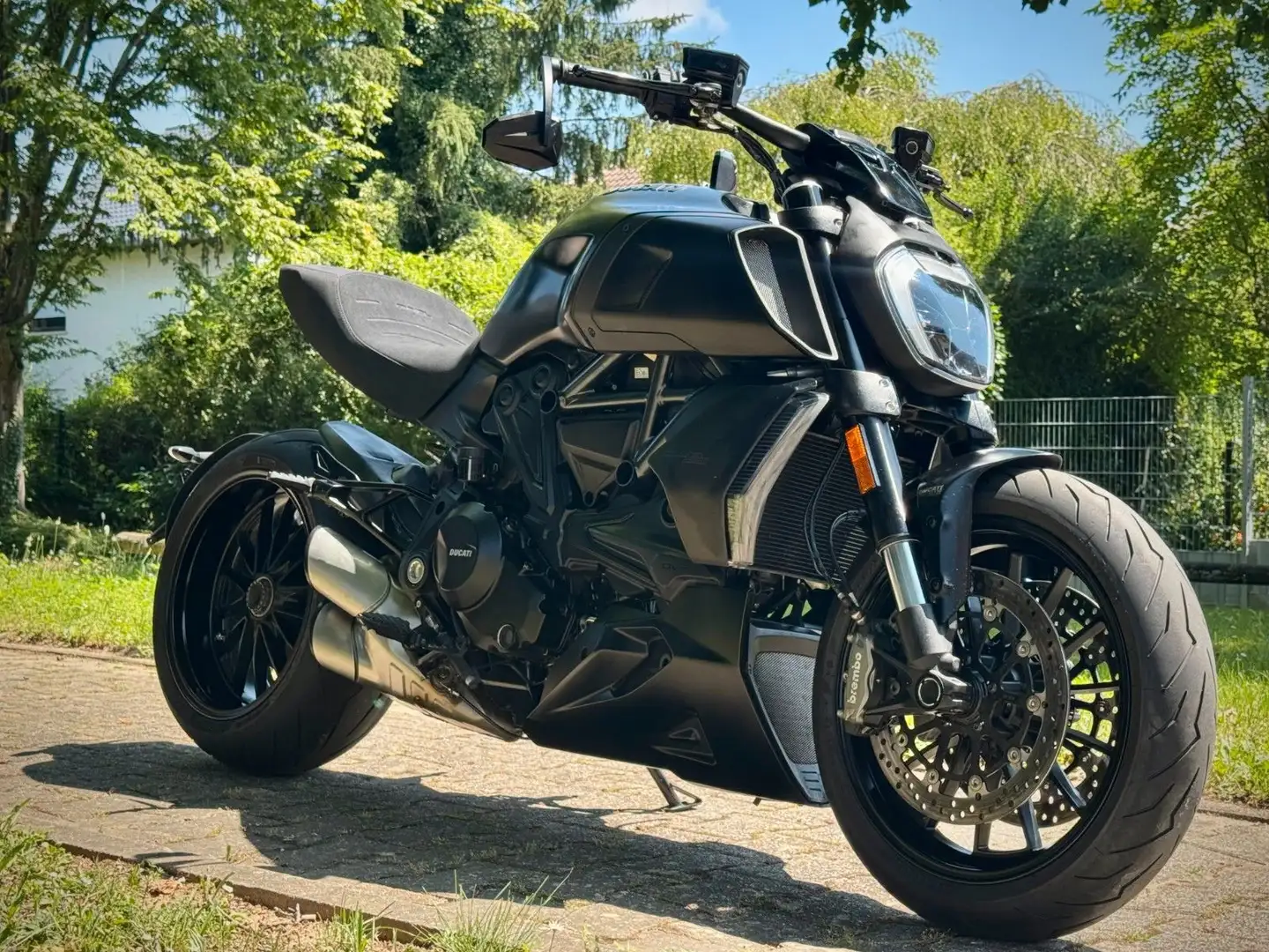 Ducati Diavel 1260 Black *wenig km Schwarz - 1