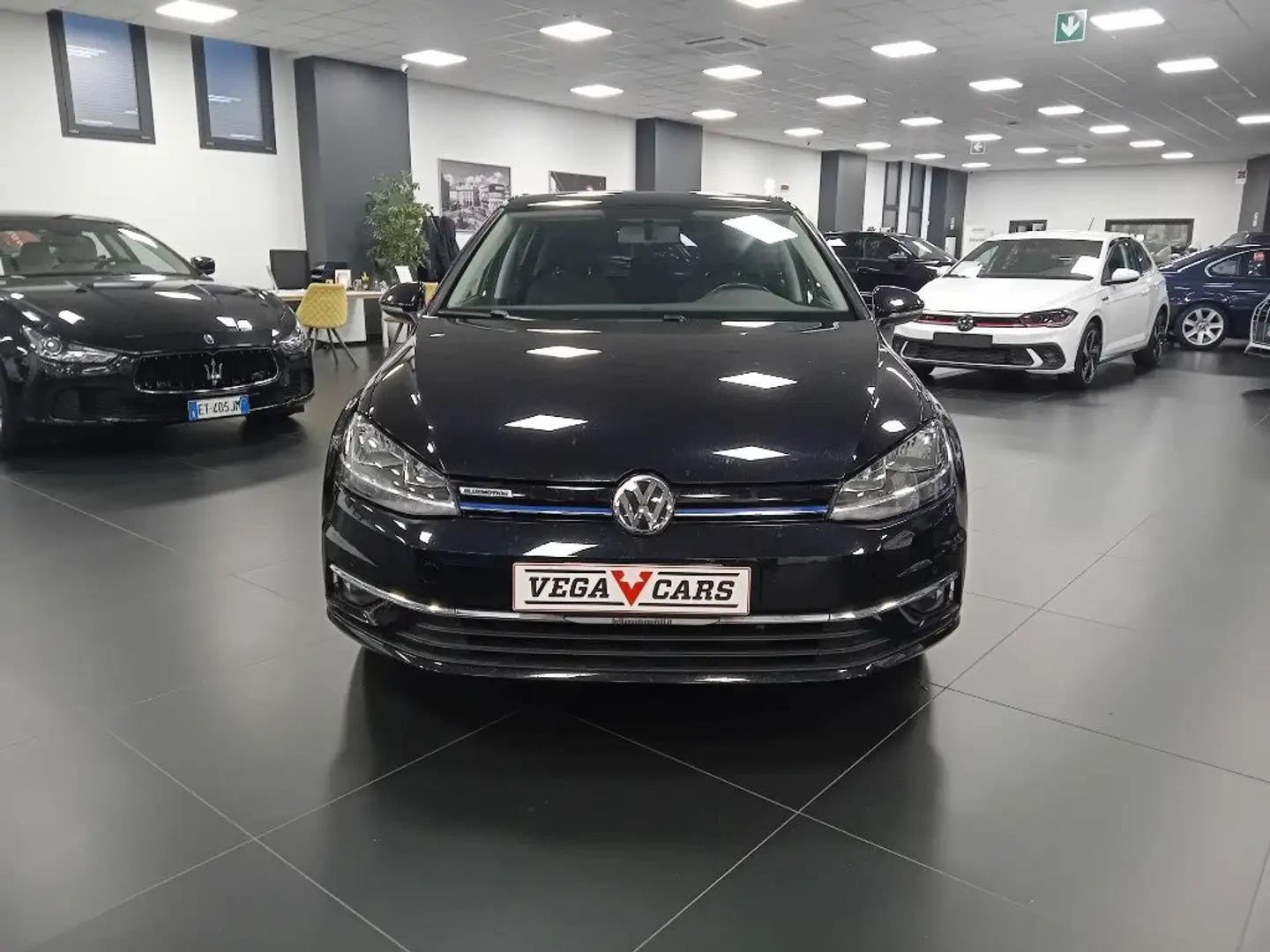 Volkswagen Golf 1.5 TGI 5p. Business BlueMotion Technology Schwarz - 2