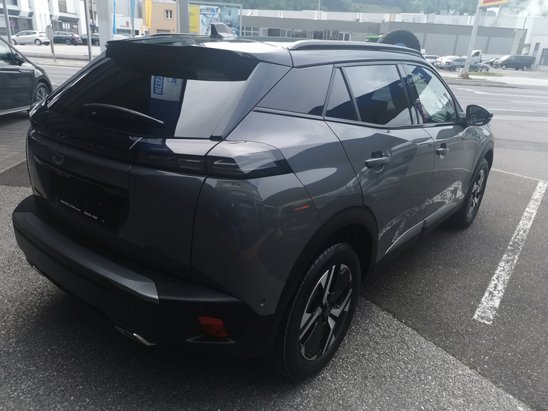 Peugeot 2008 2008 Benzin 130 GT EAT8 GT — photo 4