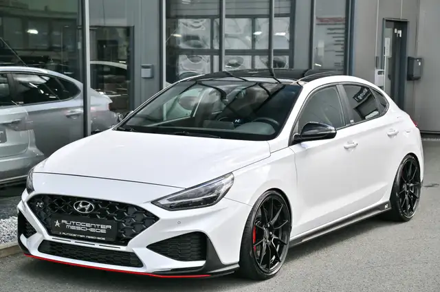 Hyundai I30 view 2