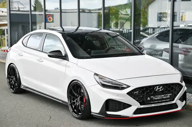 Hyundai I30 view 3